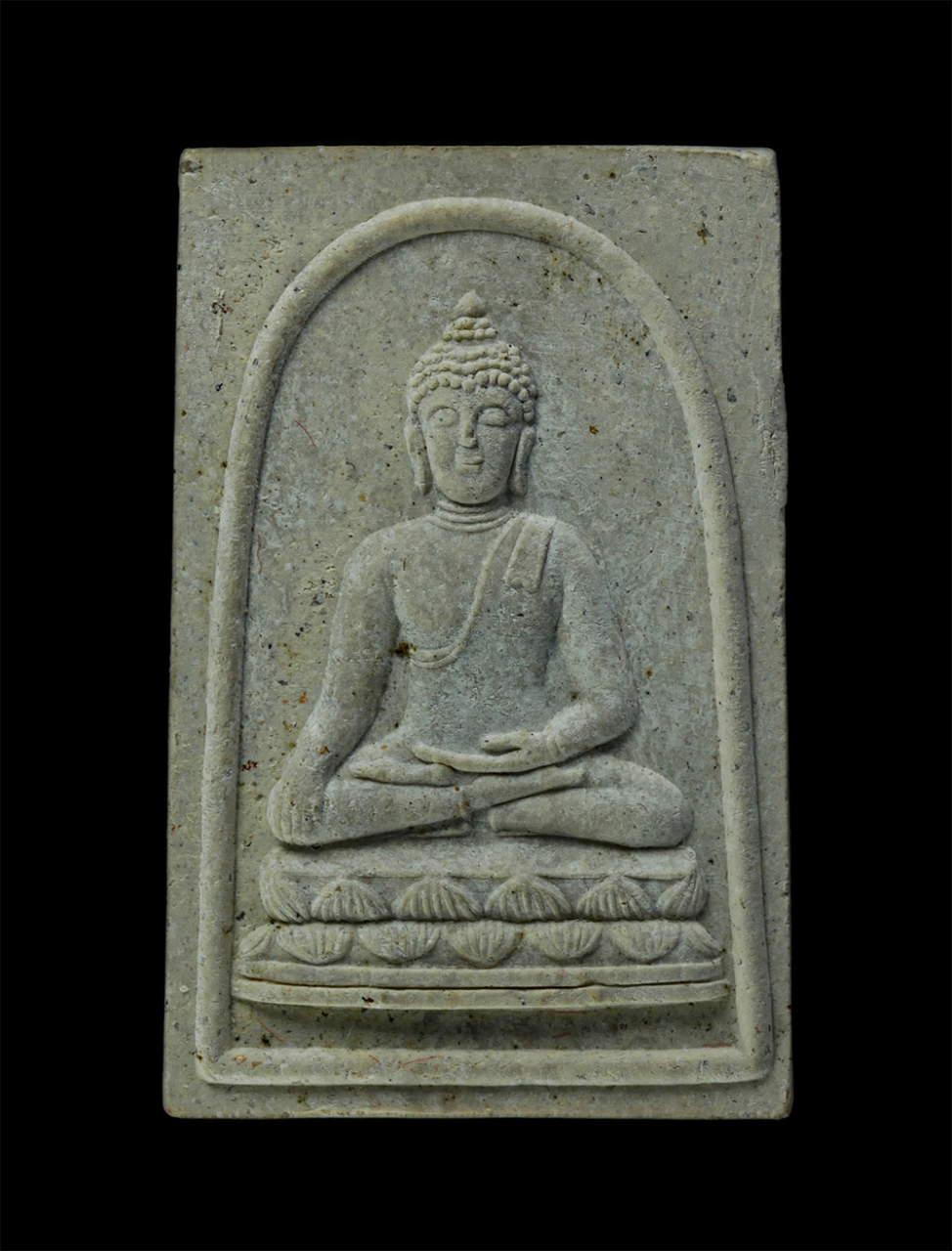 11Nov24 (34)p.jpg - พระพุทธสายพิรุณ ปริสุทธชาติ มหาวิทยาลัยแม่โจ้ จังหวัดเชียงใหม่ ครบรอบ 60 ปี จัดสร้างปี 2537 เนื้อผงพุทธคุณ ผงว่าน พระเก่าสวย มวลสารดี พิธีใหญ่ น่าเก็บ [..] | https://kamulet.in.th